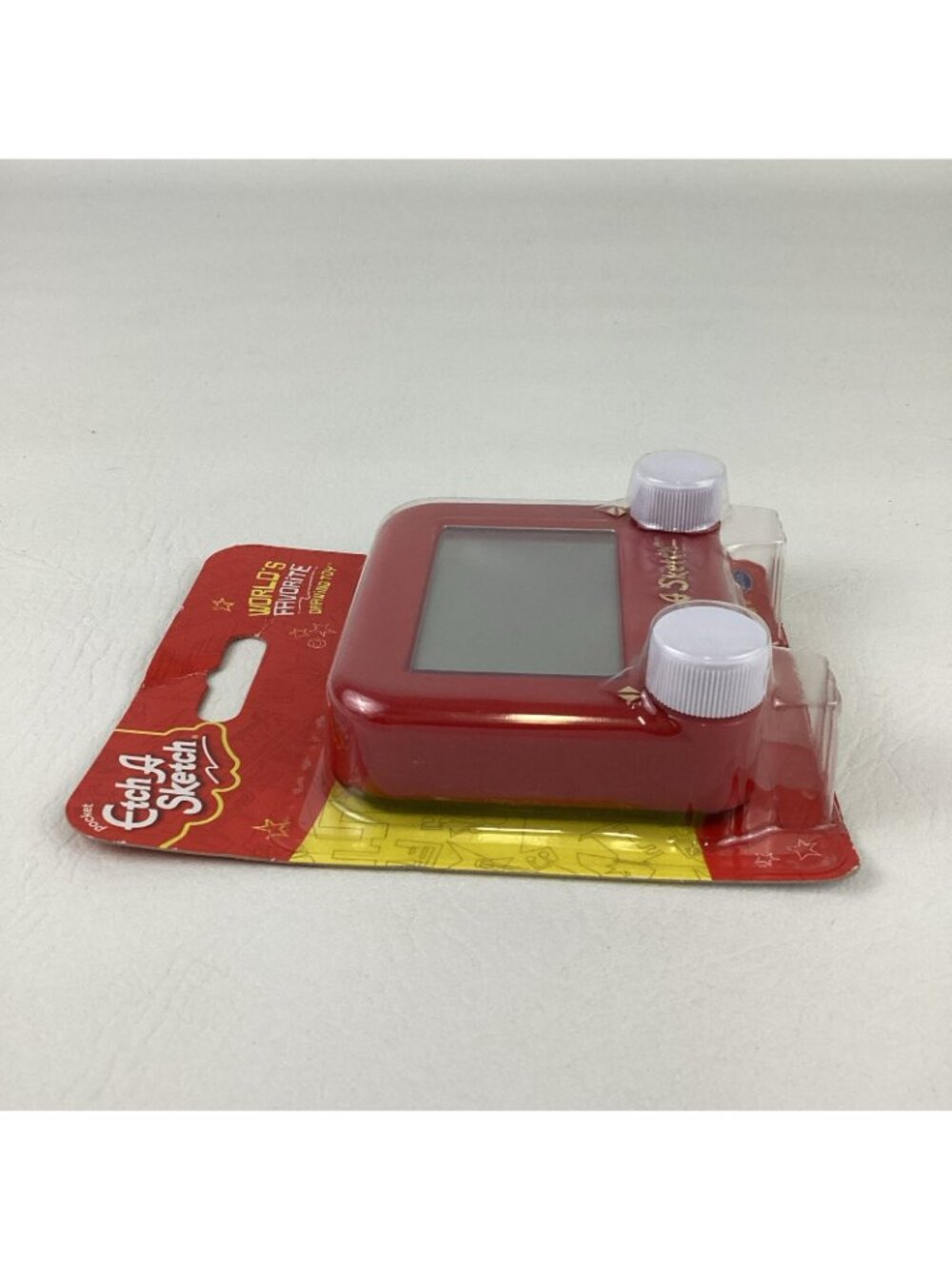 Pocket Etch A Sketch World's Favorite Drawing Toy Spin Master Classic Red NIB - Picture 3 of 6